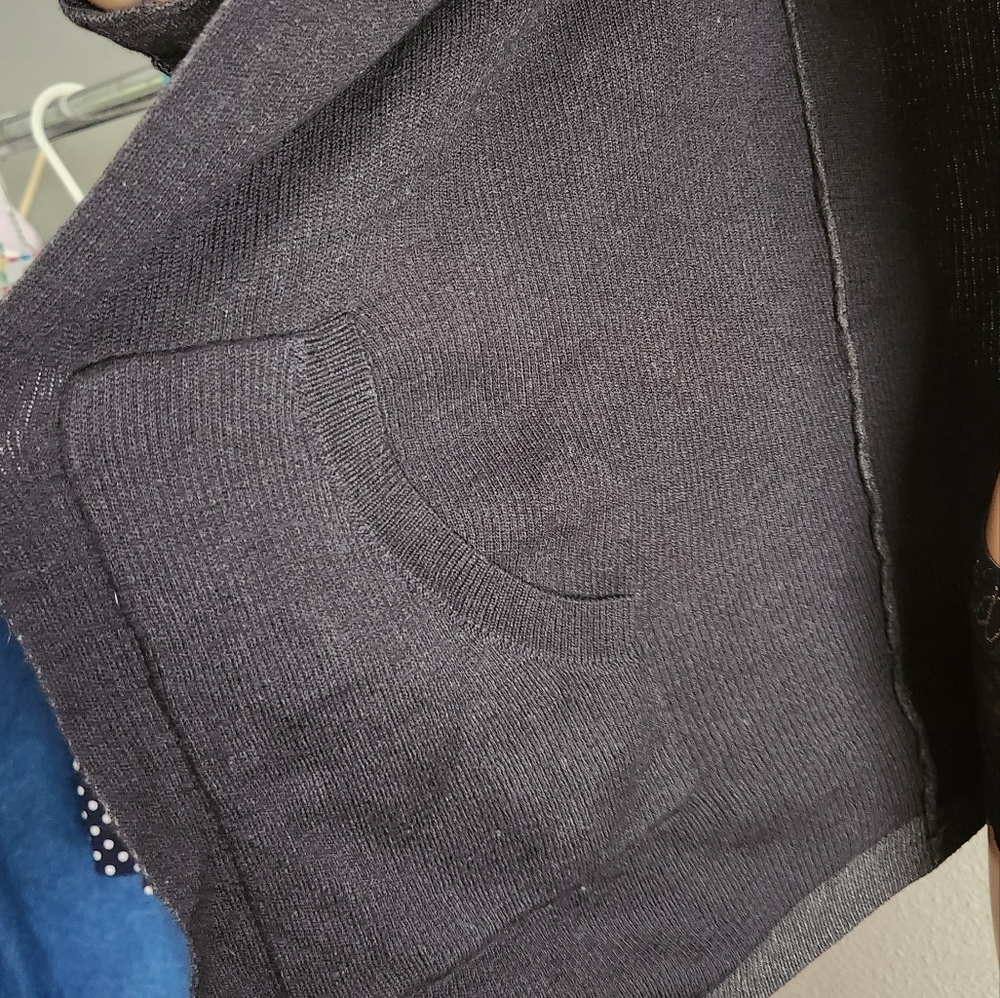 Cardigan - Picture 6 of 6